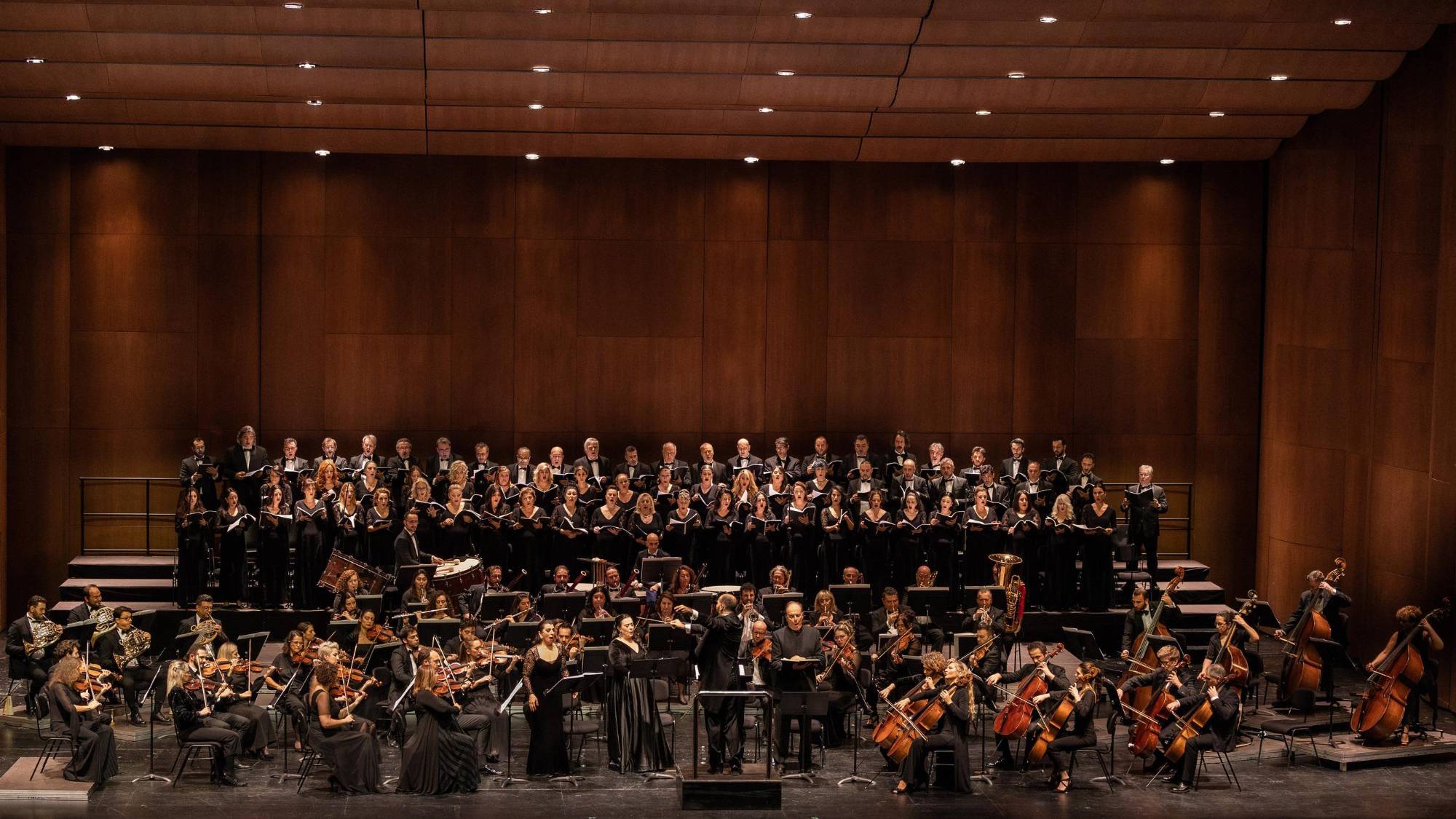 Requiem konseri AKM’de müzikseverlerle buluştu